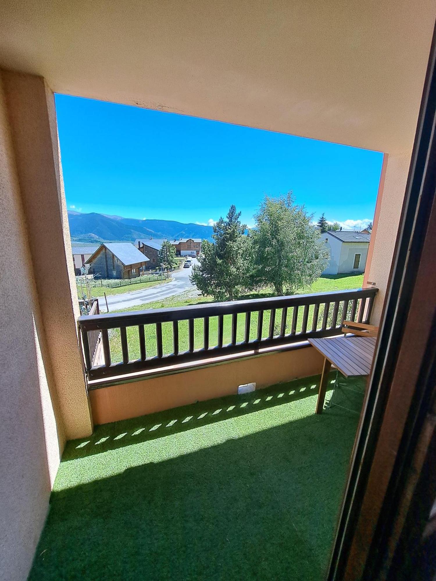 Studio Cabine 4 Couchages, Vue Face Aux Montagnes Font Romeu Exterior foto